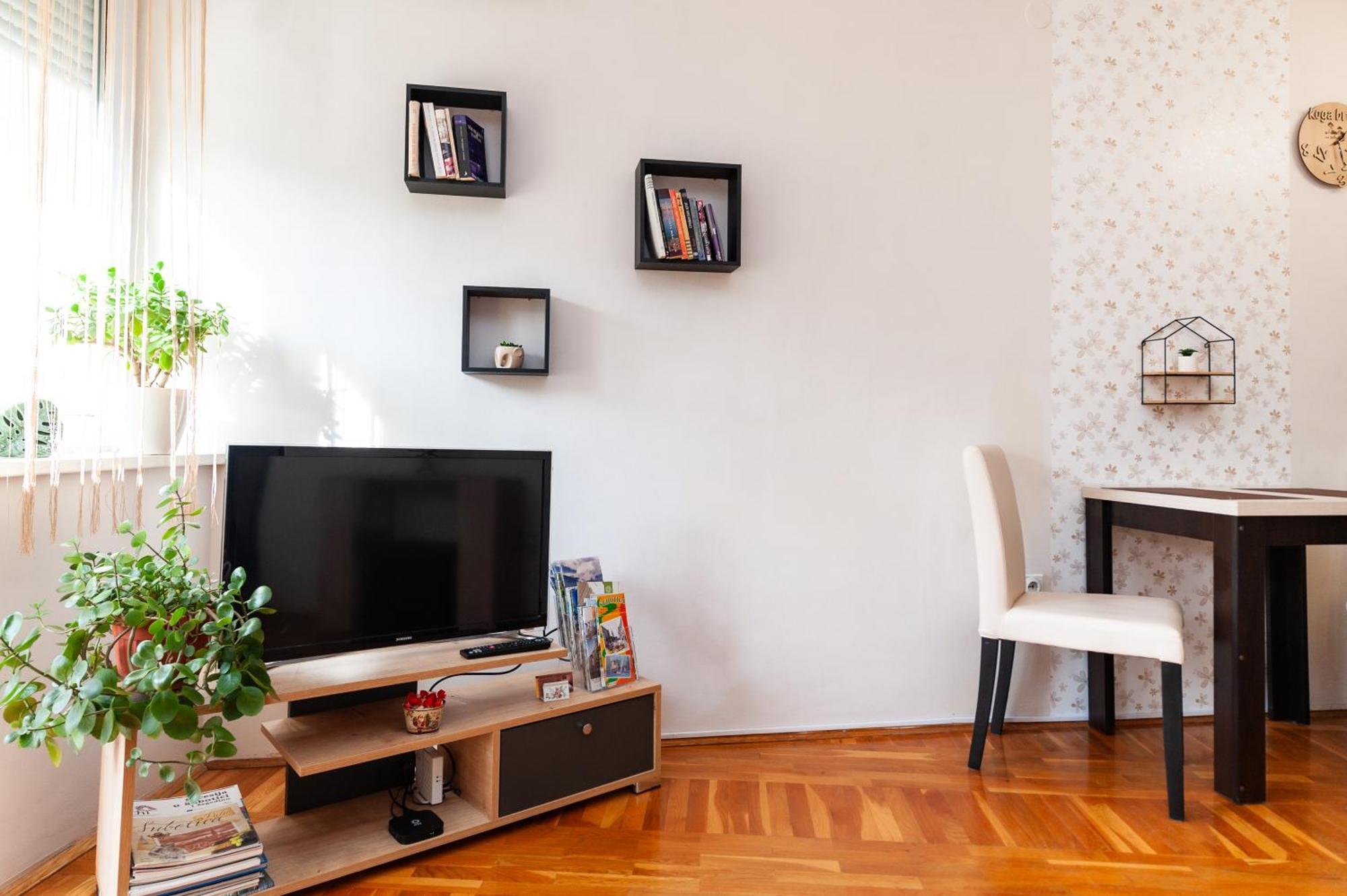 Momo's studio apartment Subotica Exterior foto