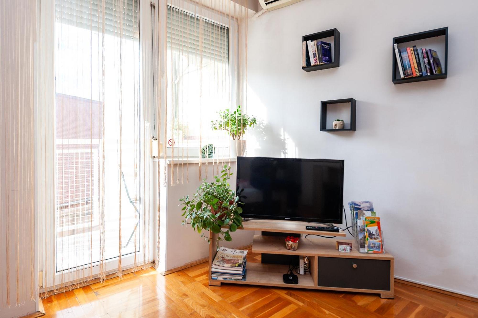 Momo's studio apartment Subotica Exterior foto
